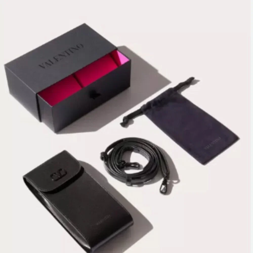 NWT VALENTINO VLS-118C CAT EYE WOMEN SUNGLASSES V-GLASSLINER - Picture 4 of 4